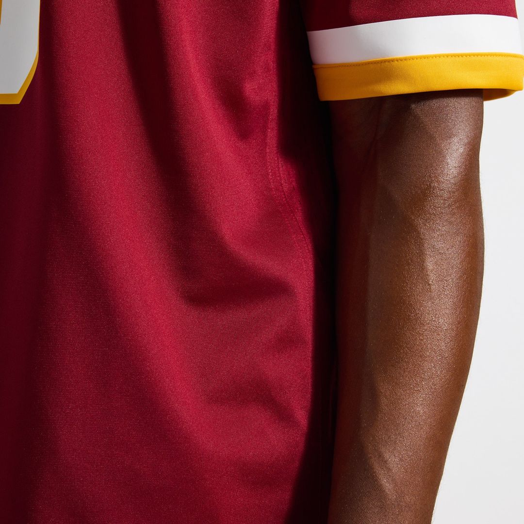 Jayden Daniels Washington Commanders Game Jersey - Burgundy